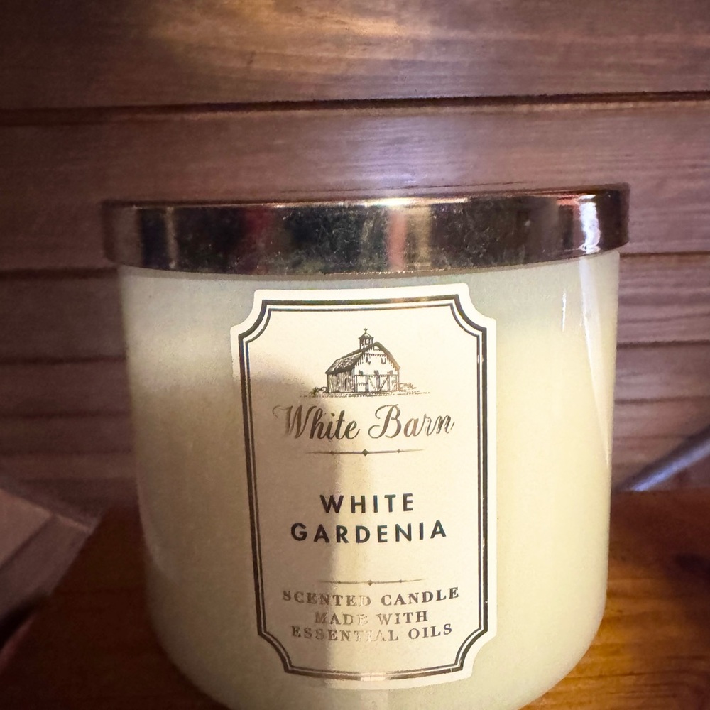 White Barn Cream Candle Holder Accents